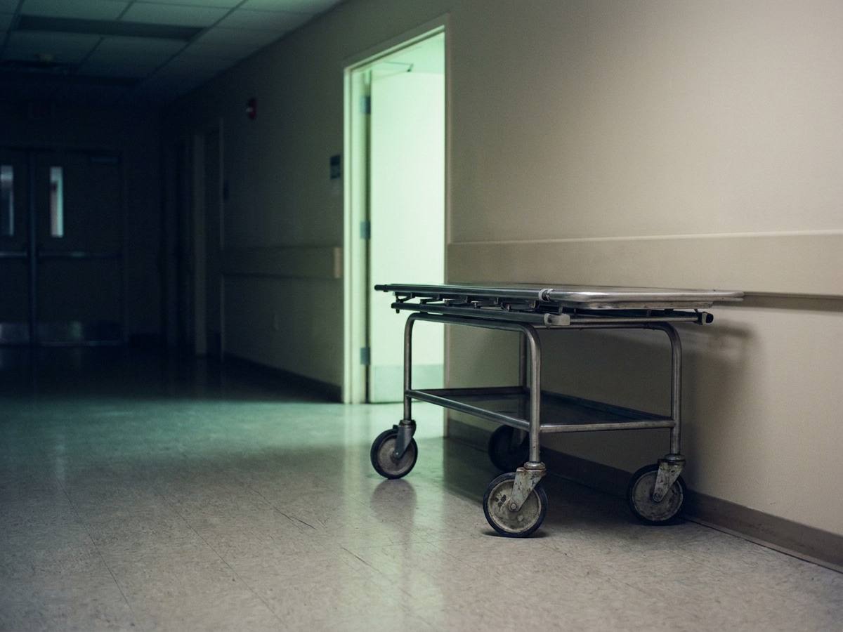 El pasillo de un hospital